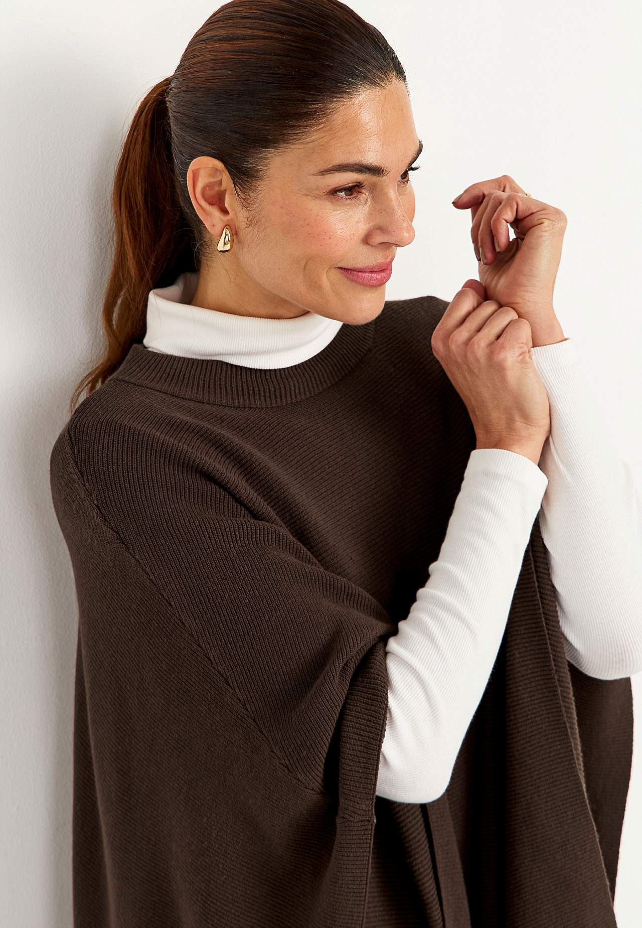Fein gestrickt Poncho
