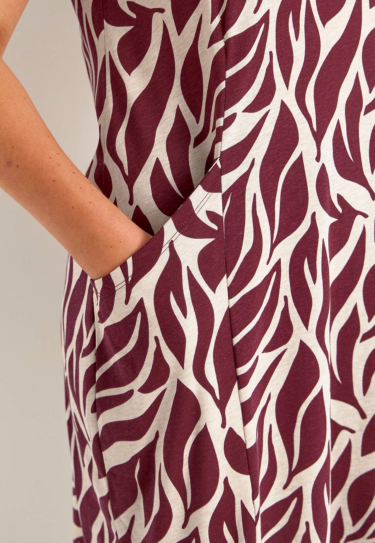 Jerseykleid mit Taschen