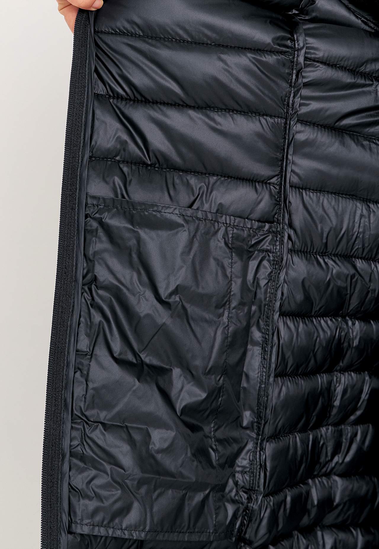 Gesteppte, gemusterte leichte Jacke