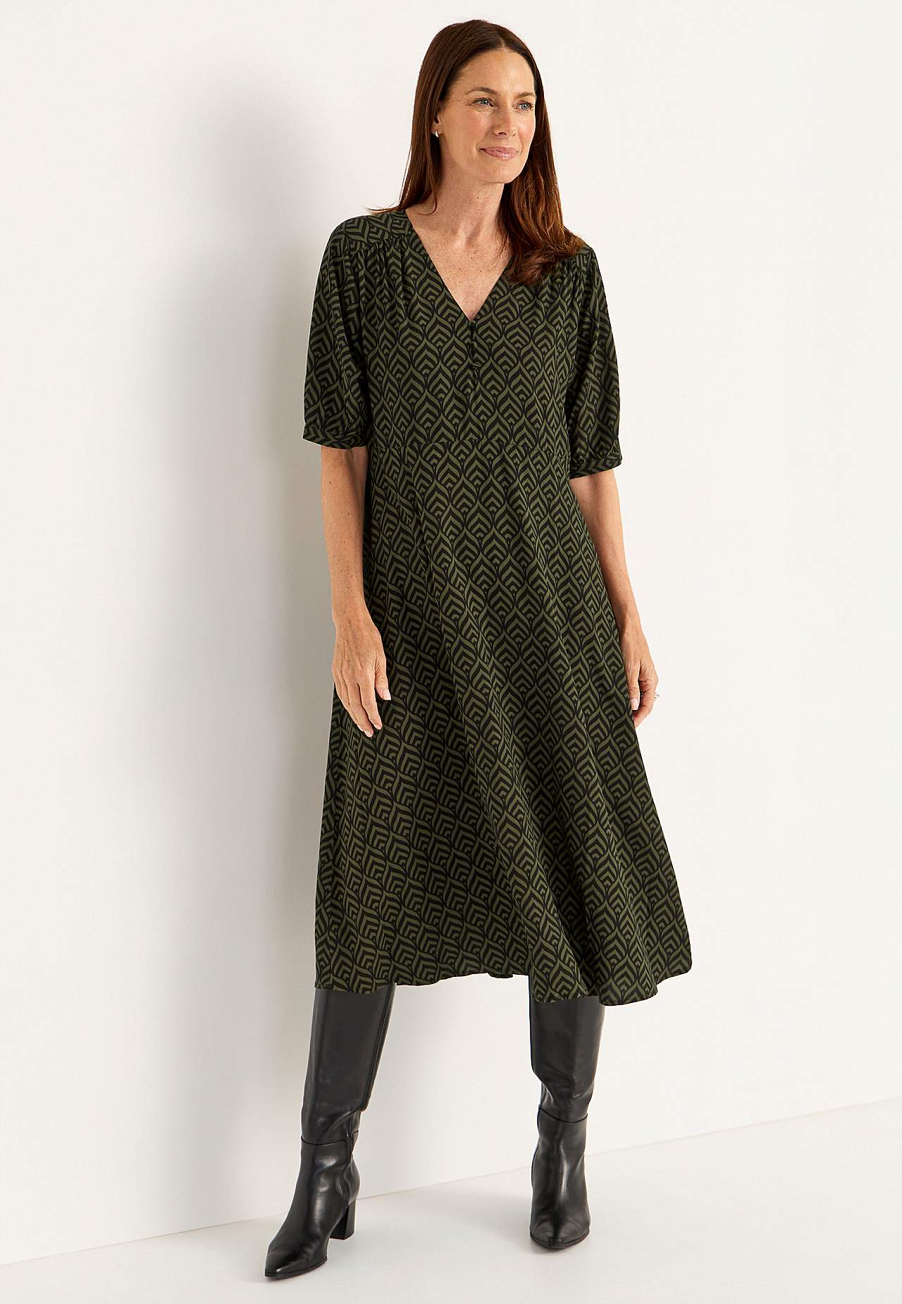 Gemustertes Kleid