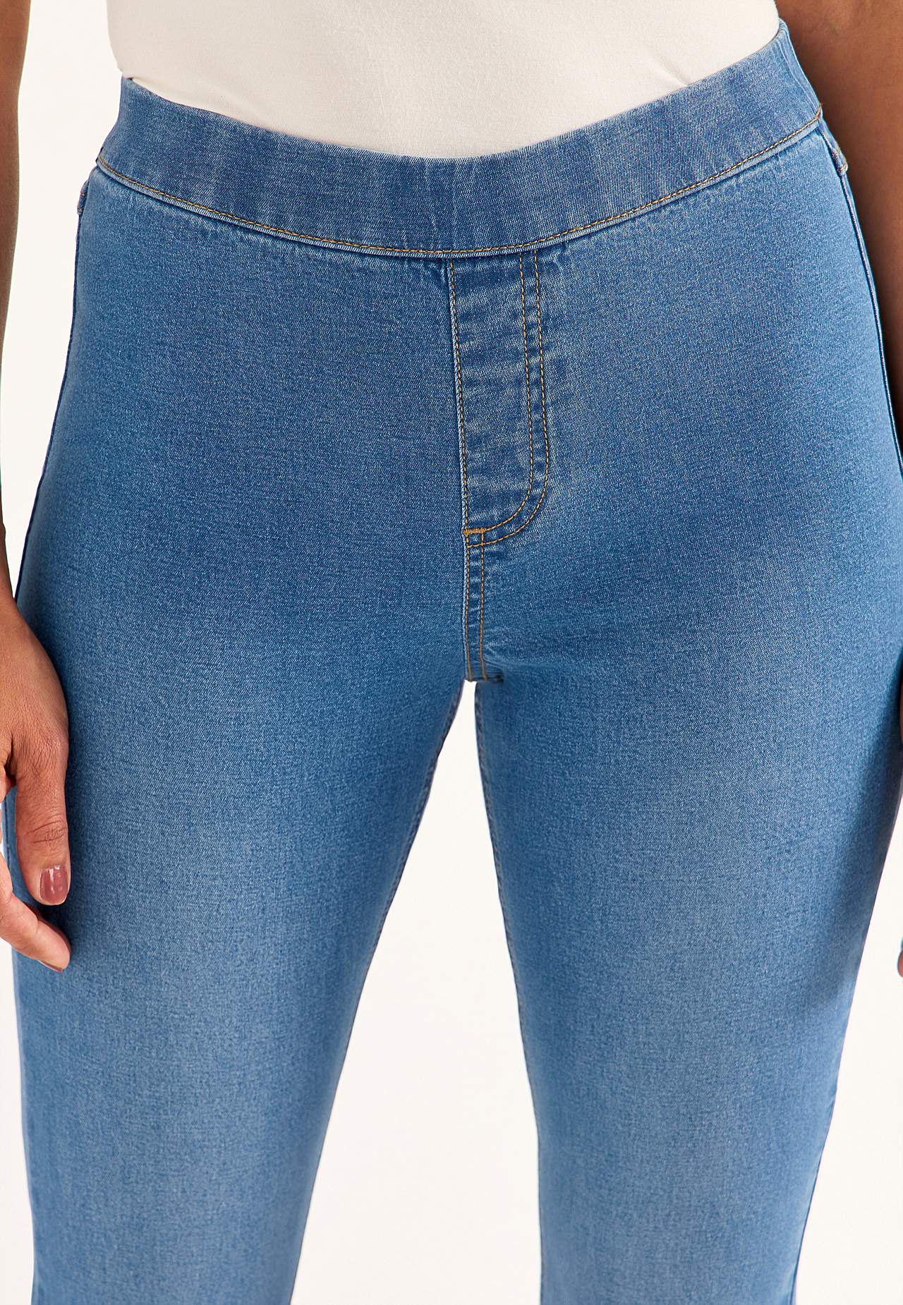 Elastische Jeggings mit Bootcut-Schnitt