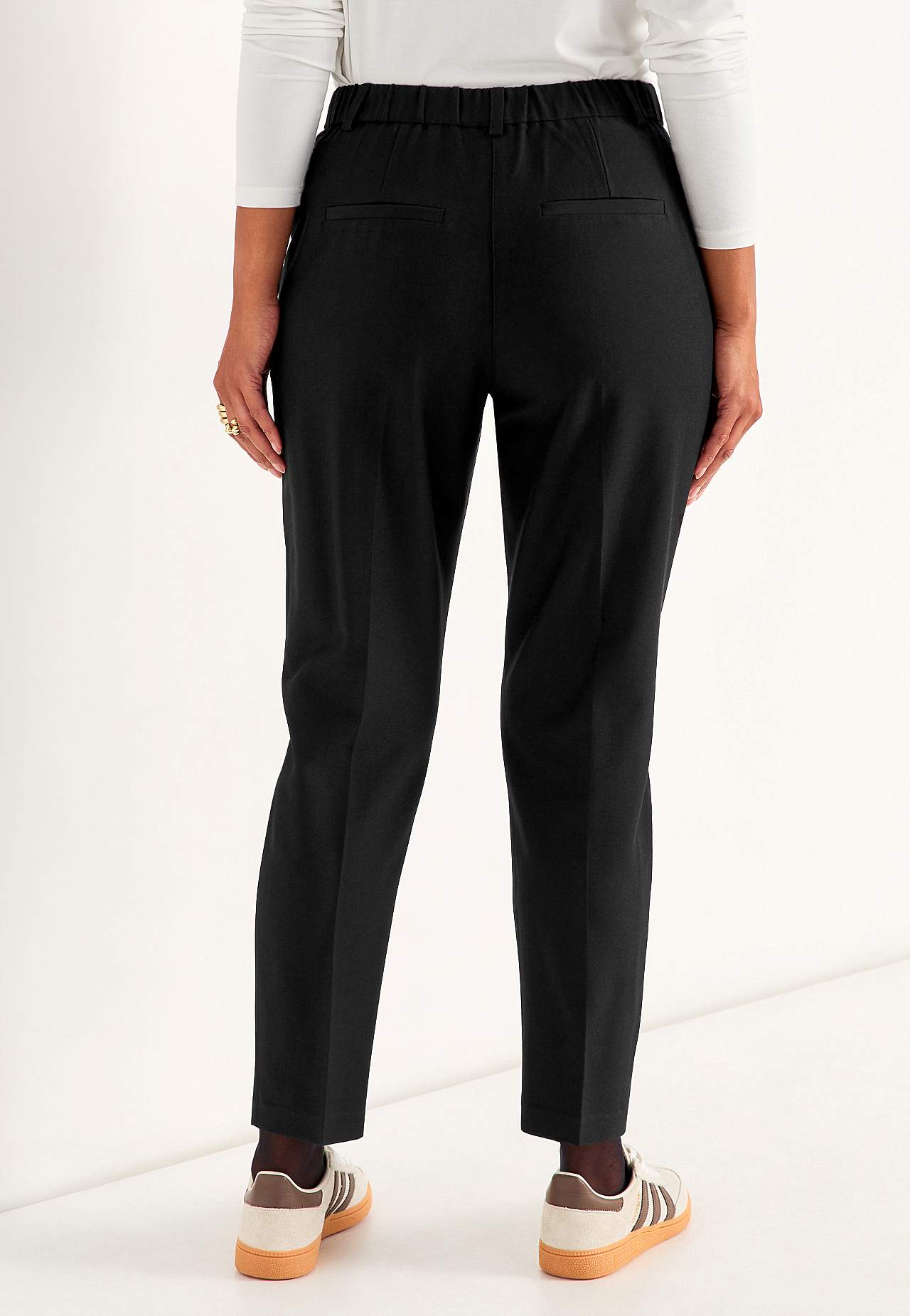 Knöchelhose mit Knitterfalte Pia