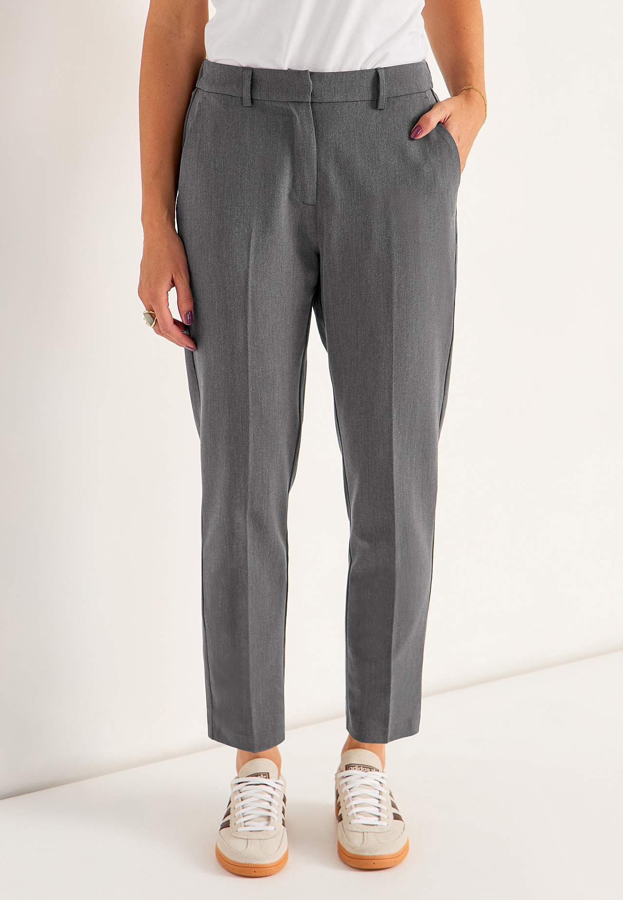 Knöchelhose mit Knitterfalte Pia