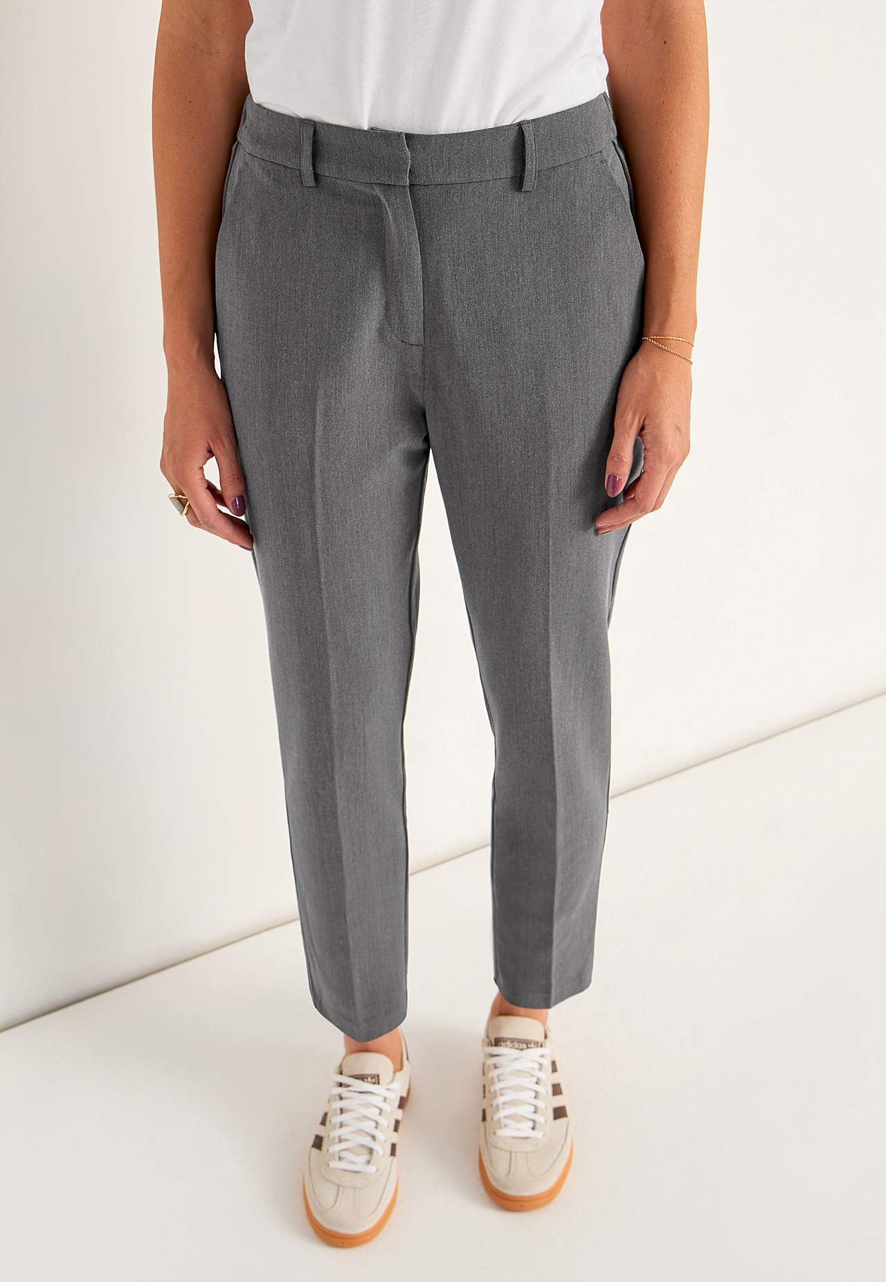 Knöchelhose mit Knitterfalte Pia