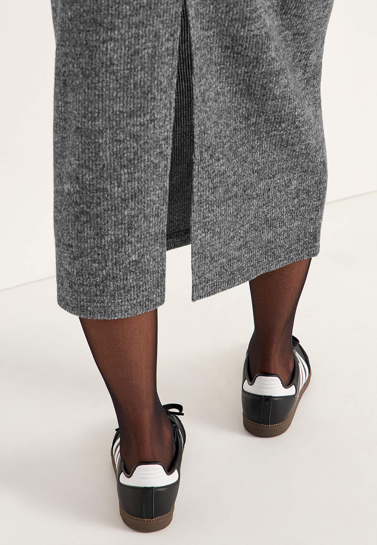 Super weicher Rock mit Schlitz Beata