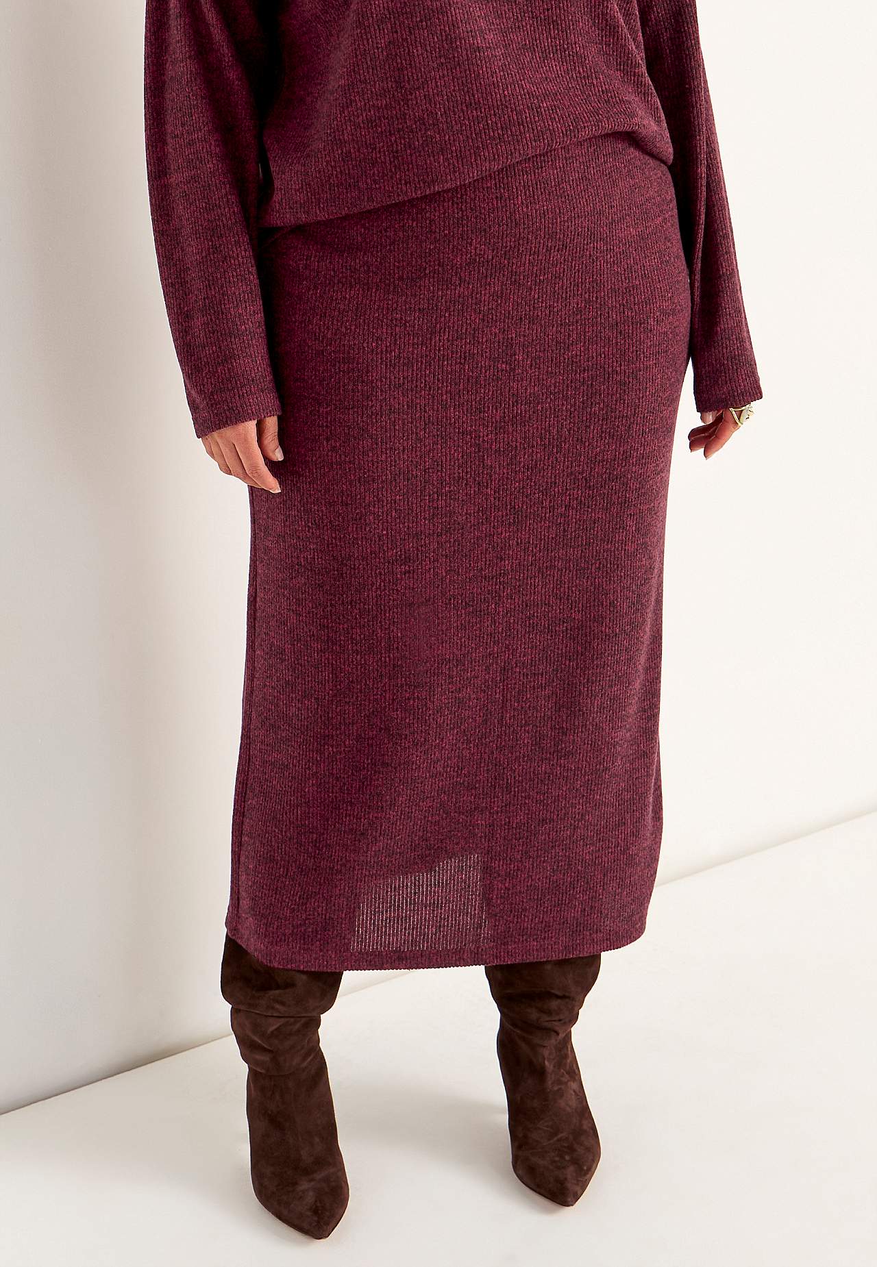 Super weicher Rock mit Schlitz Beata