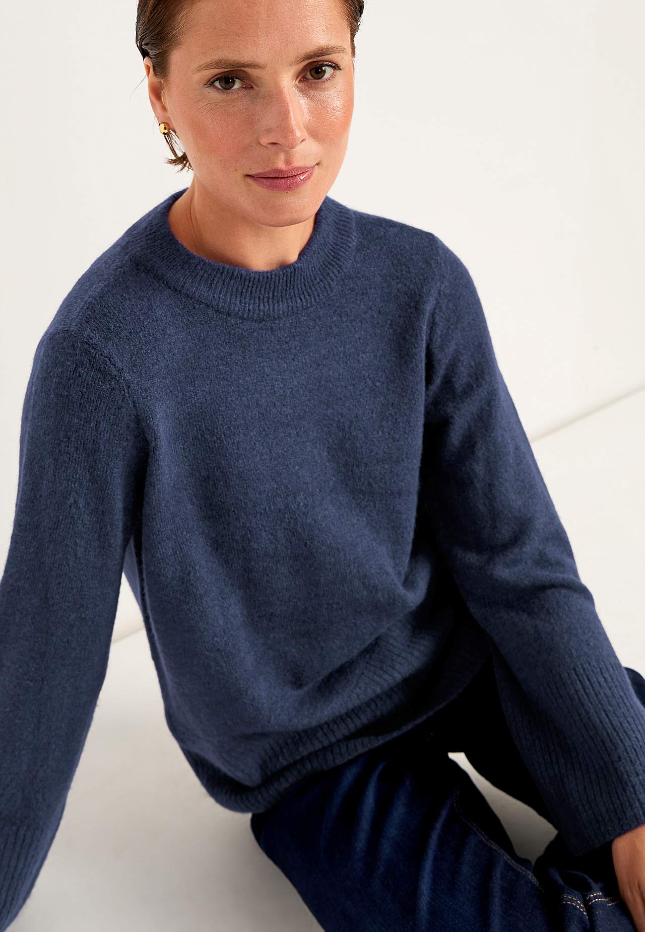 Gestrickter Pullover mit Rundhals