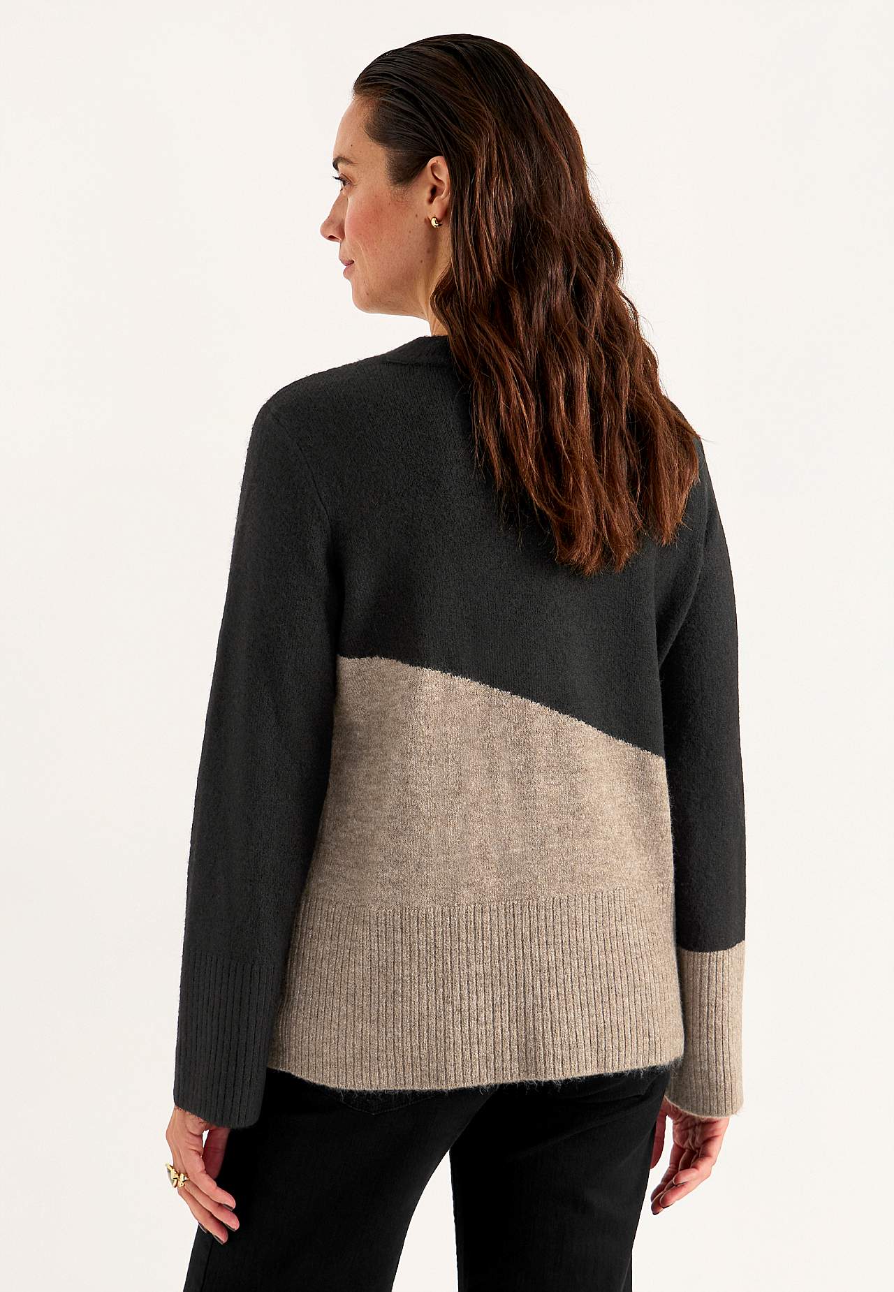 Gestrickter Pullover mit Rundhals