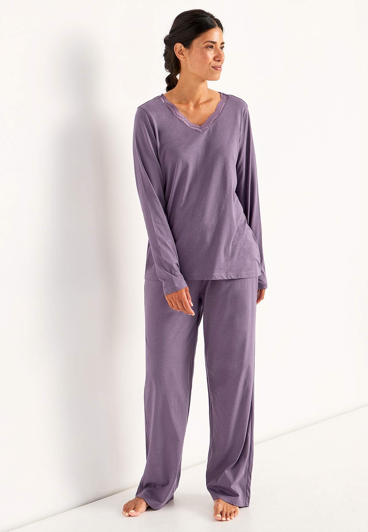 Zweiteiligerer Pyjama mit Spitzenborte