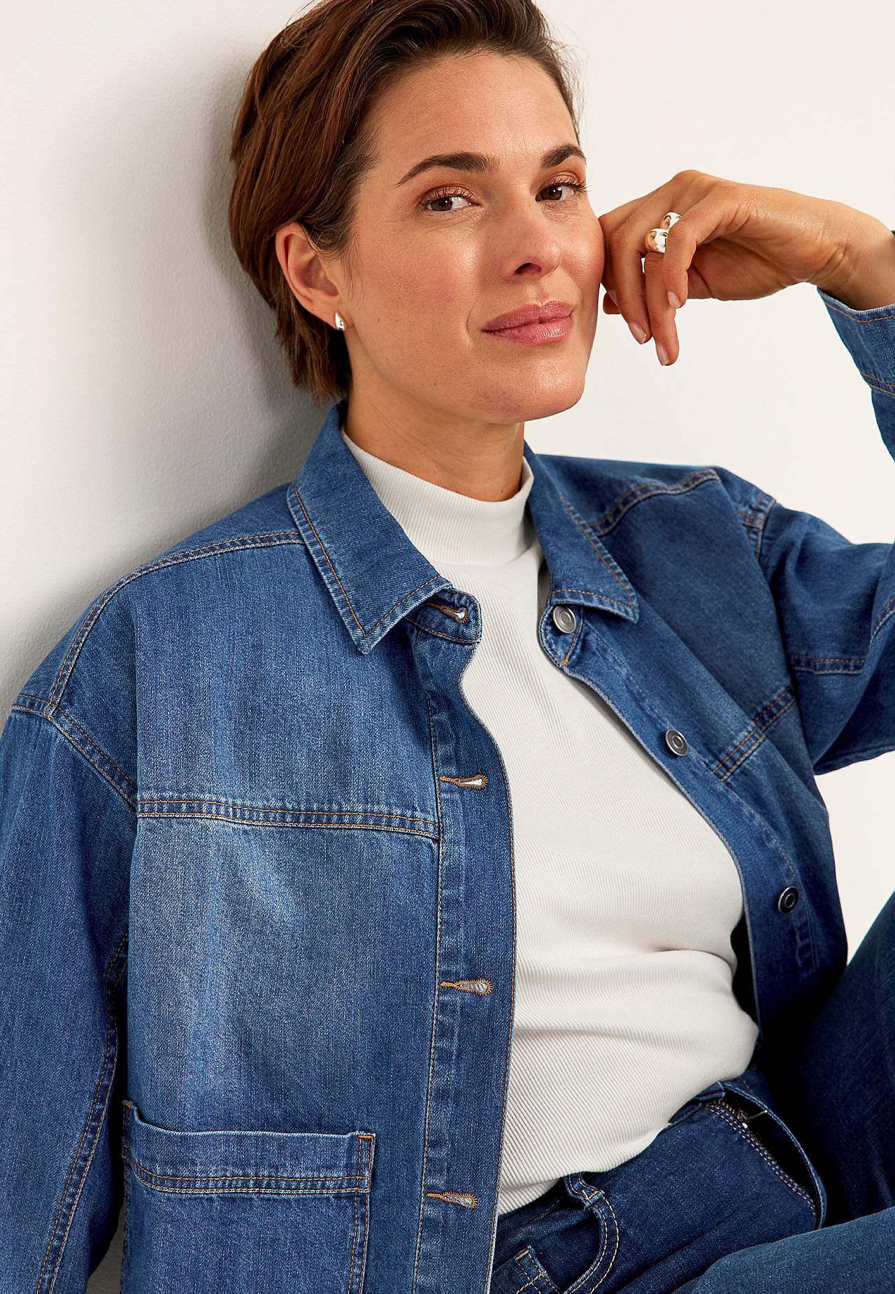 Nicht dehnbare Jeansjacke