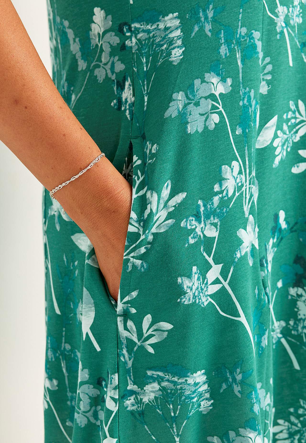 Gemustertes Jerseykleid mit Taschen