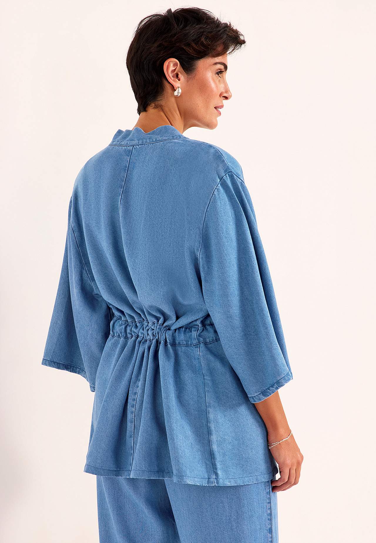 Ultra-weiche Premium Kimono-Jacke aus Denim