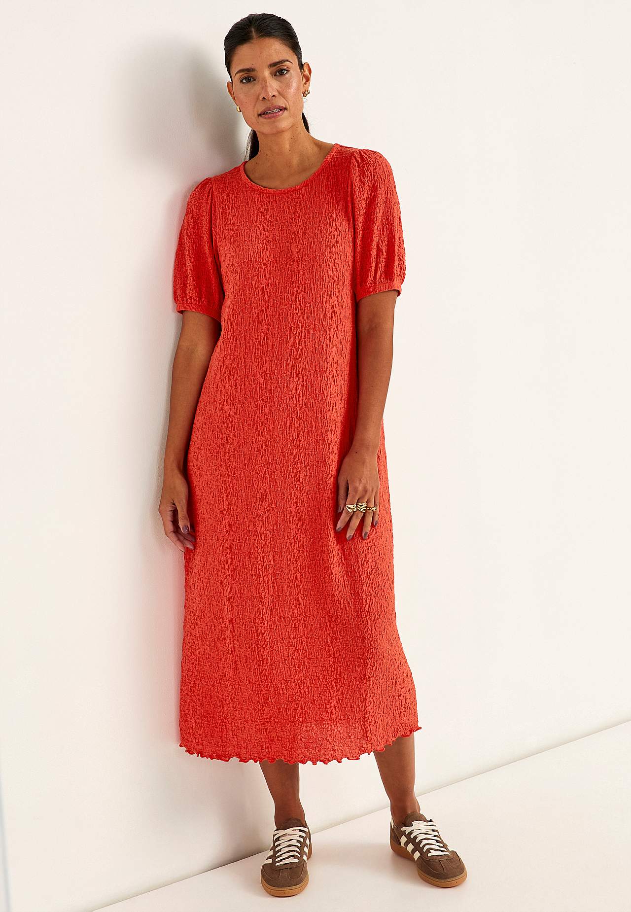 Jerseykleid mit Struktur