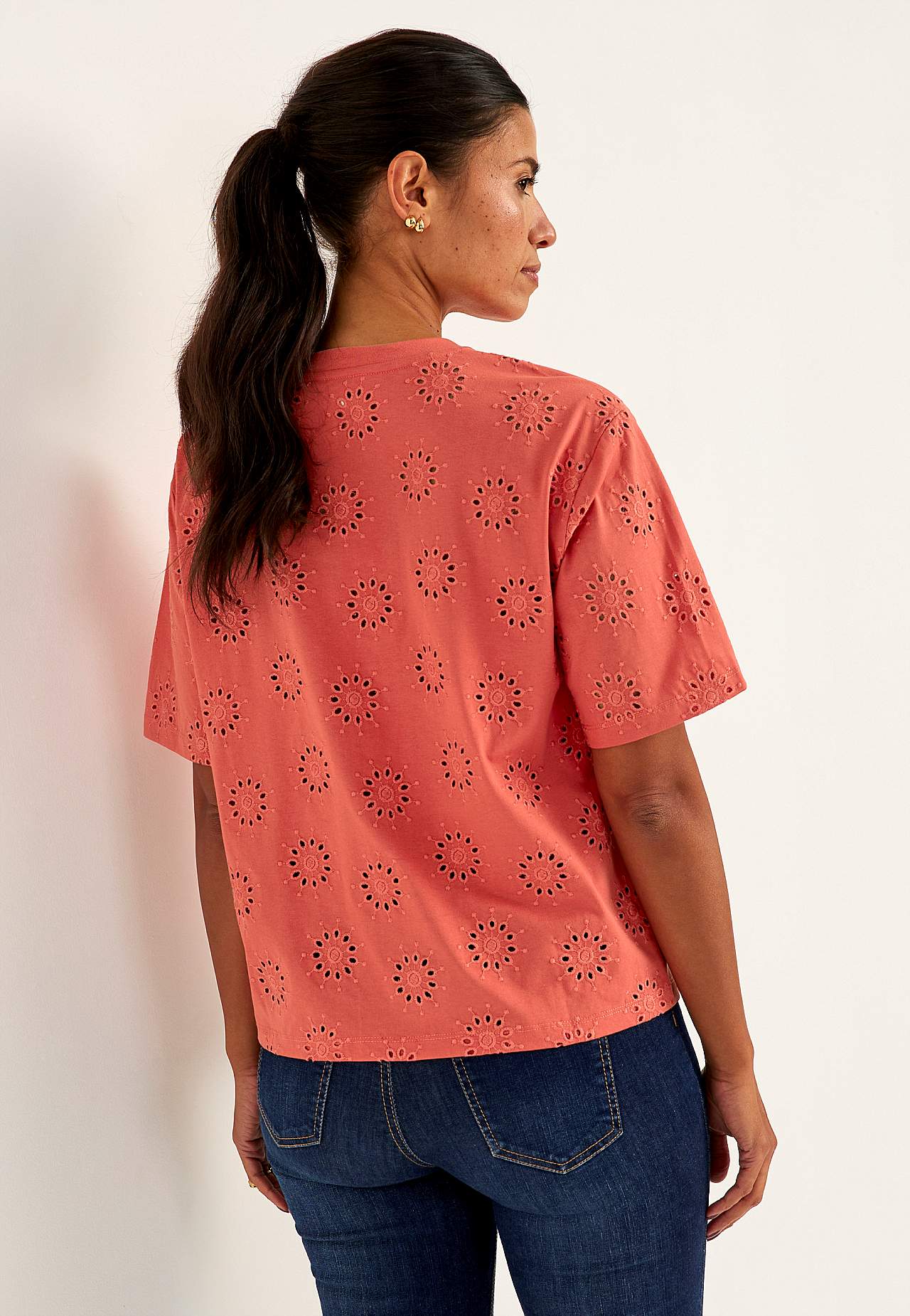 Jersey-Top mit gesticktem Lochmuster