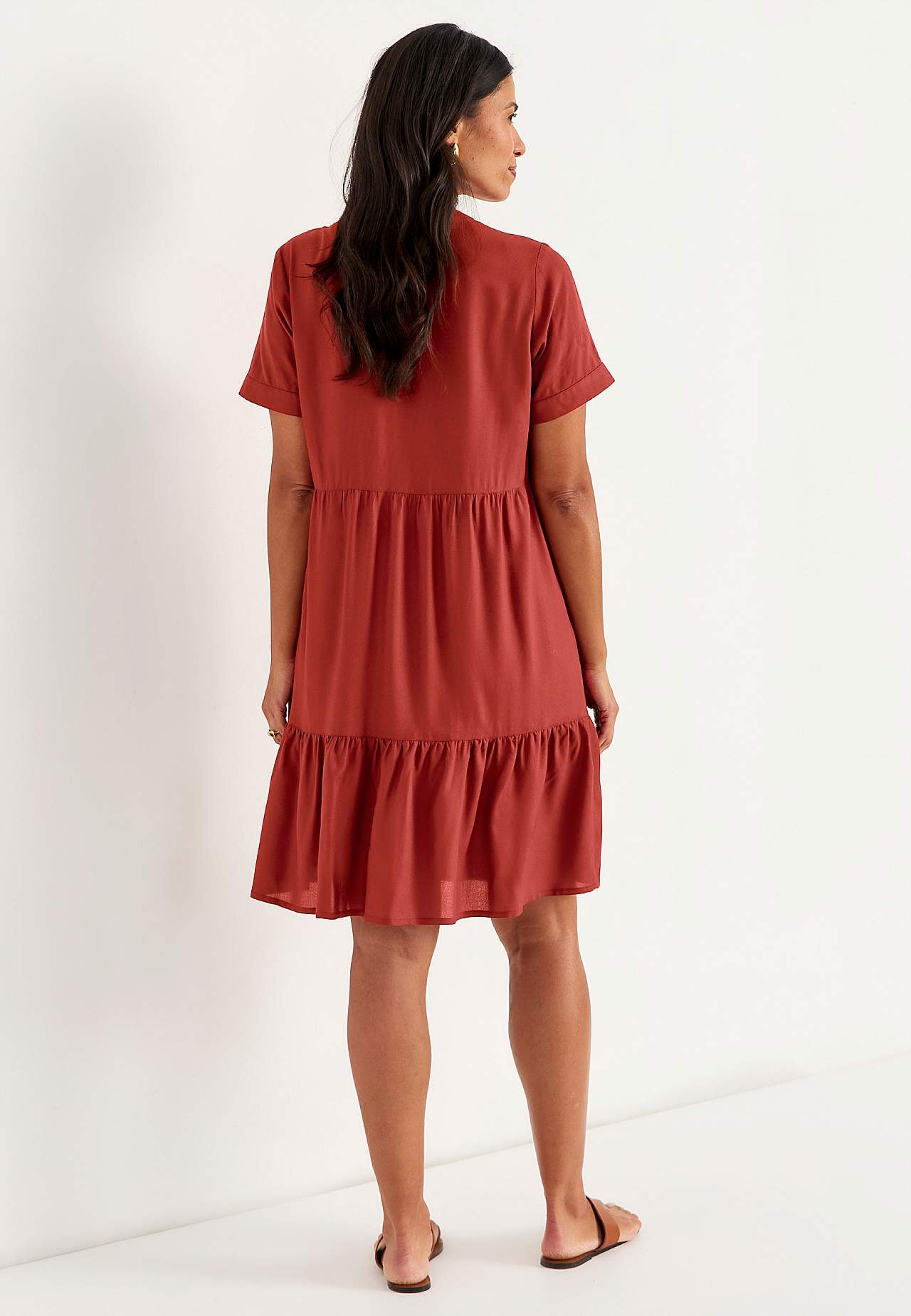 Viskosekleid mit Volant