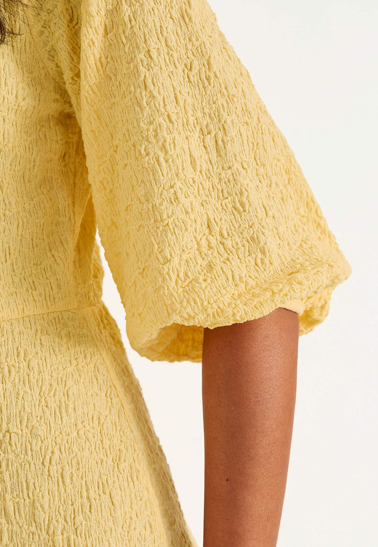 Jerseykleid mit Struktur