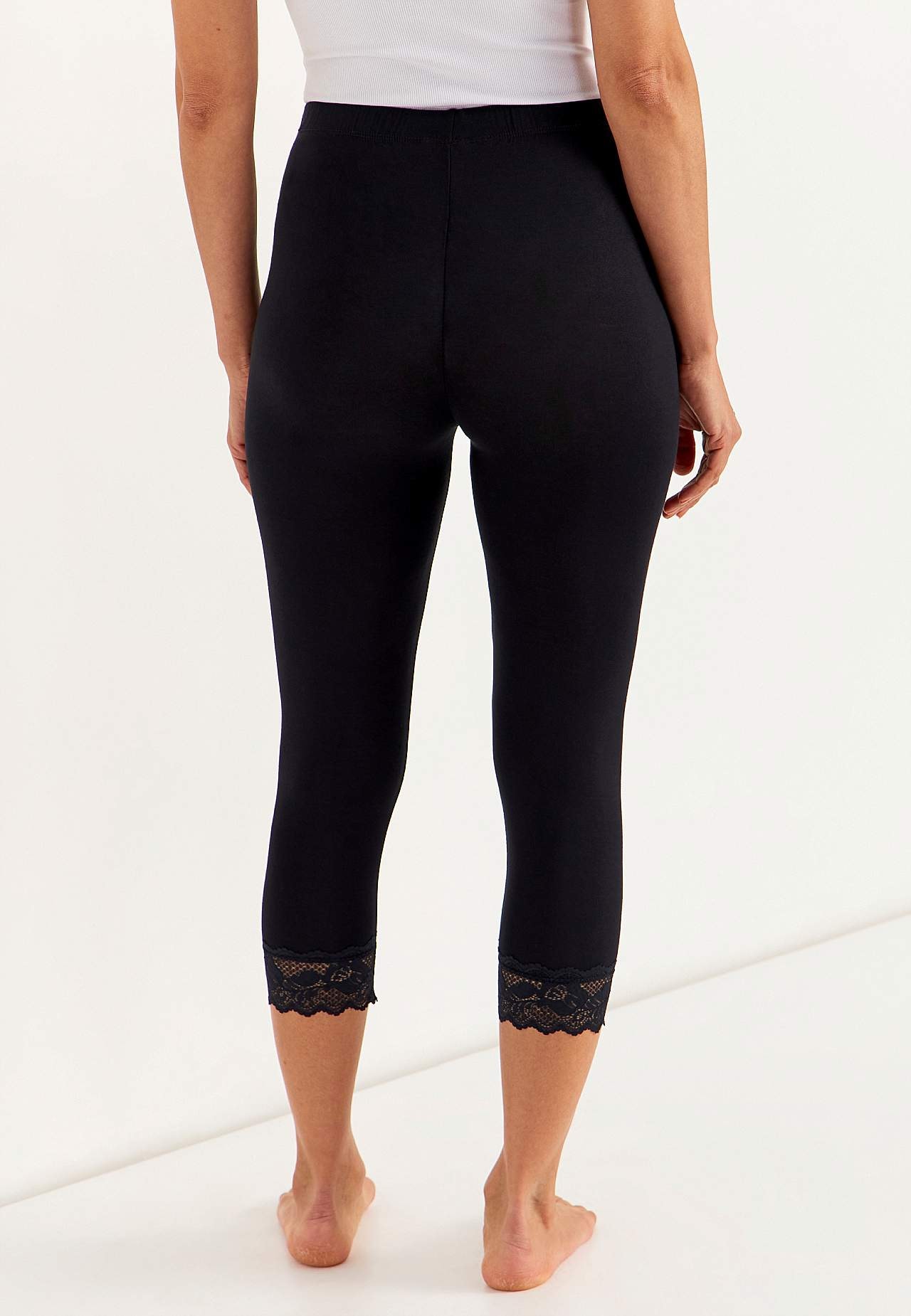 Capri-Leggings mit Spitze