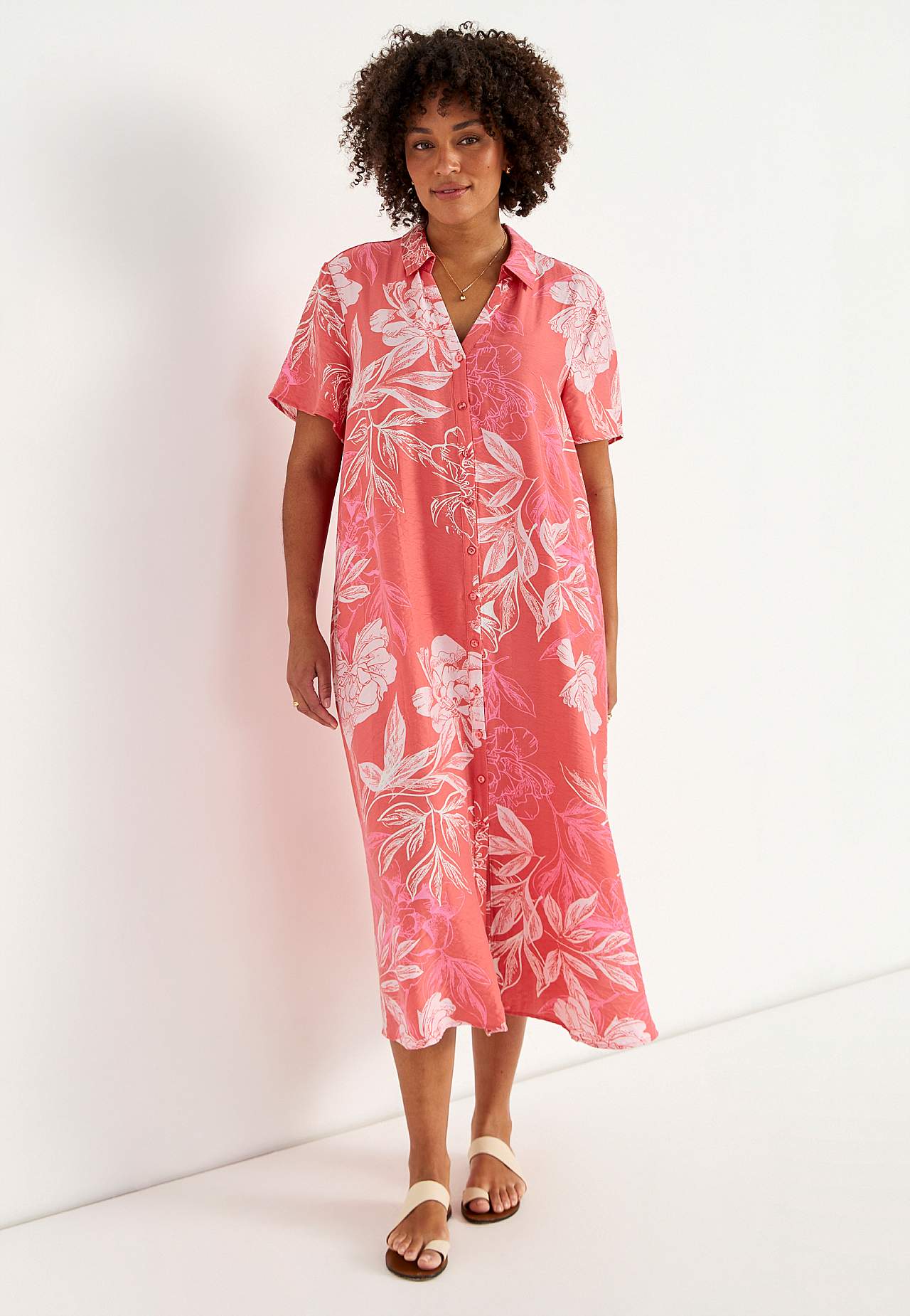 Blumiges Hemdkleid aus weicher Viskose