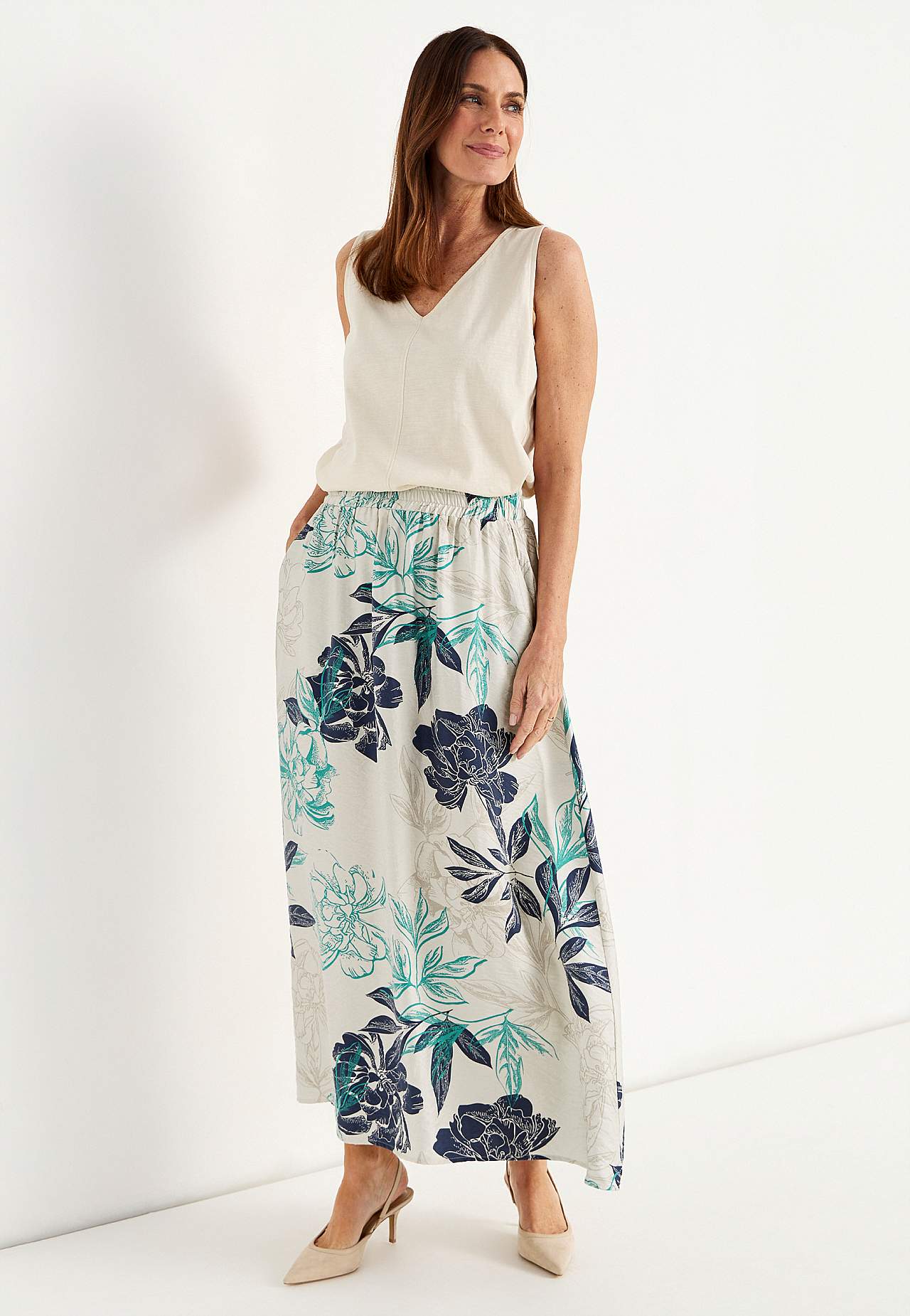 Blumiger Rock mit Taschen