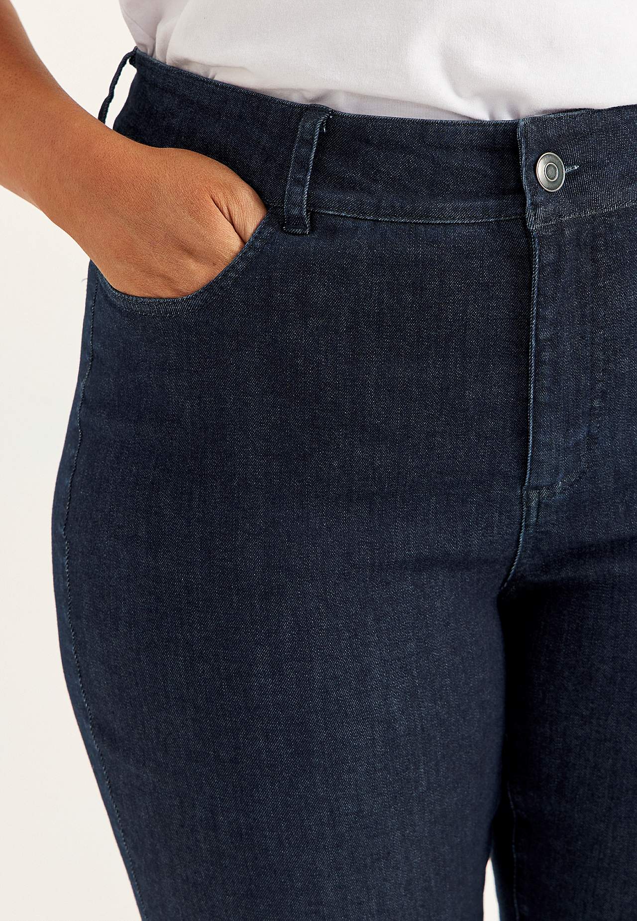 Gerade Jeans aus superstretch Denim - zwei Längen