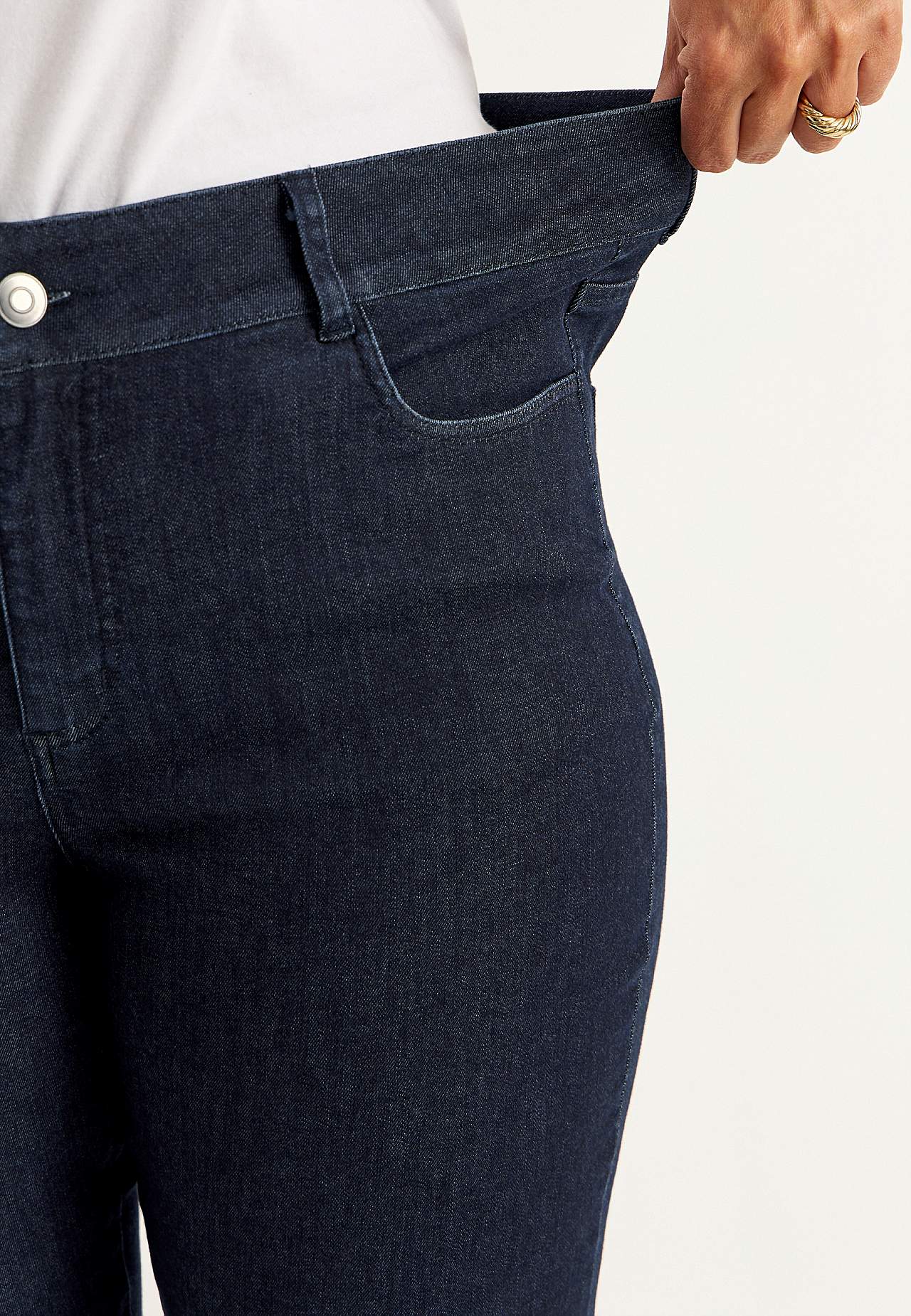 Gerade Jeans aus superstretch Denim - zwei Längen