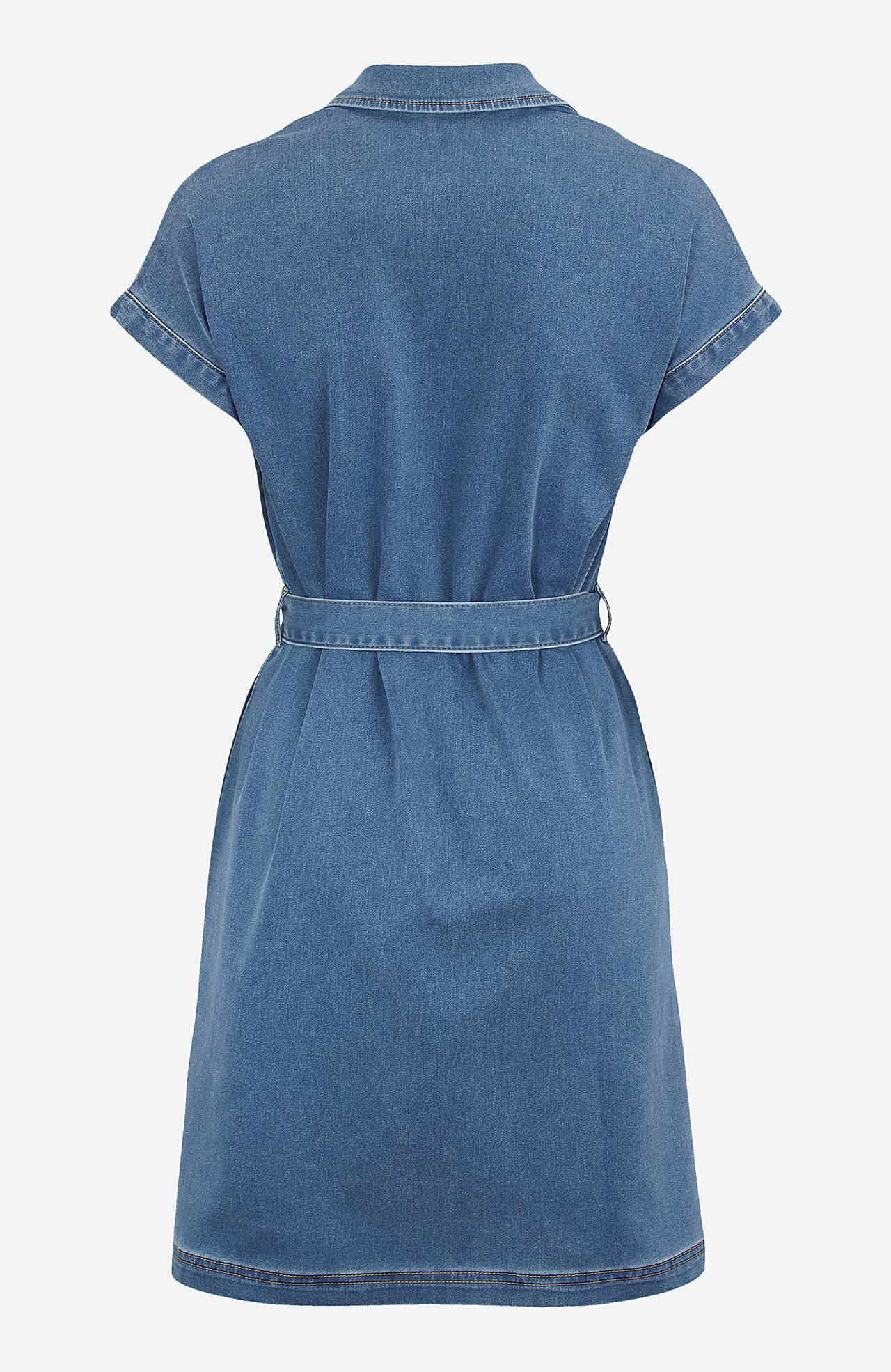 Kurzes Jeanskleid mit Bindegürtel