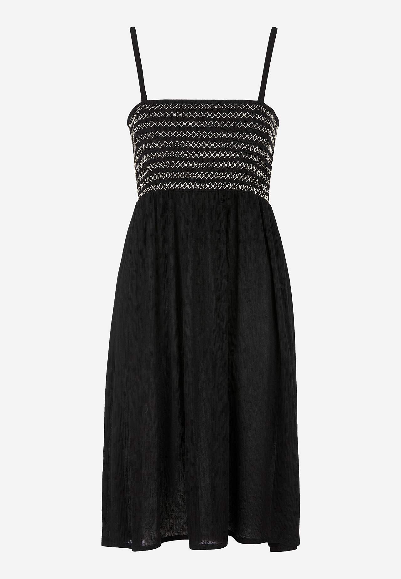 Kleid mit Smokarbeit
