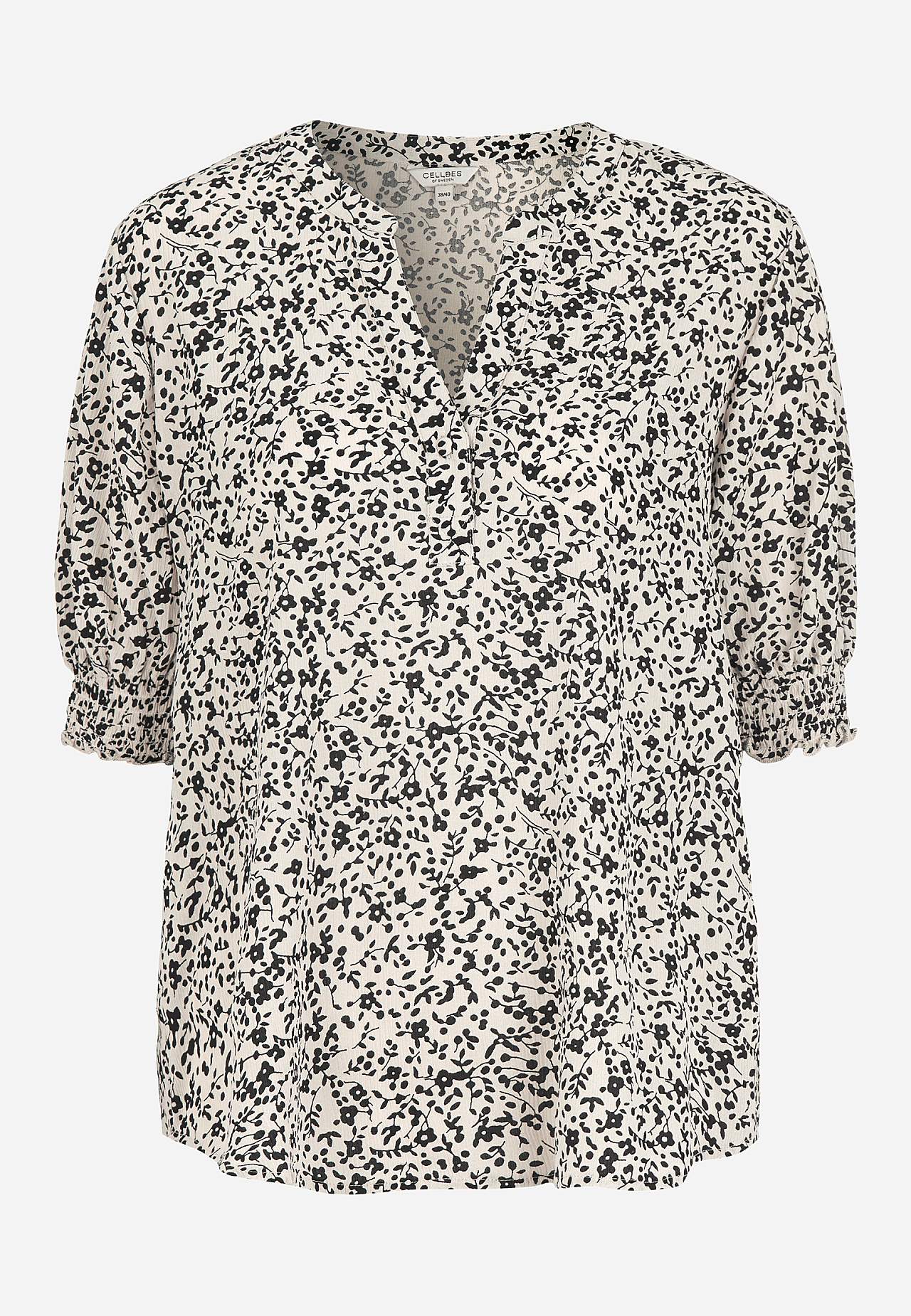 Bluse aus Krepp mit Smokarbeit