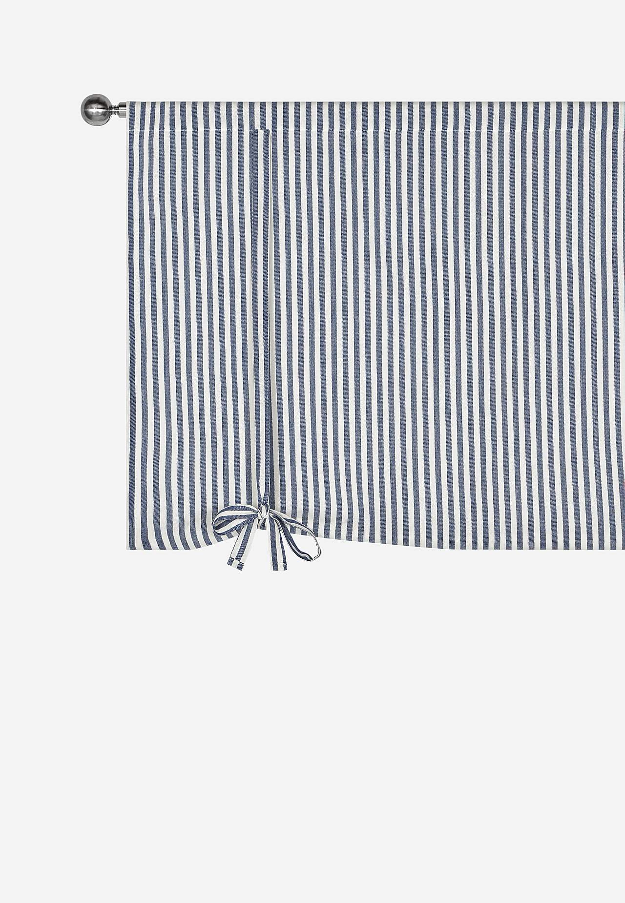 Gewebter, gestreifter Raffvorhang