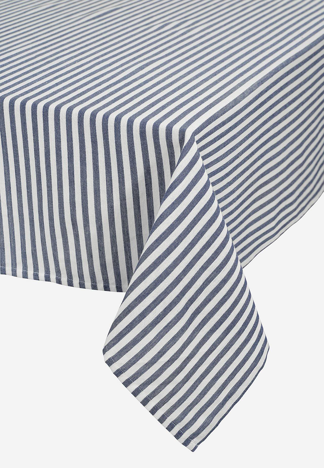 Gewebte, gestreifte Tischdecke