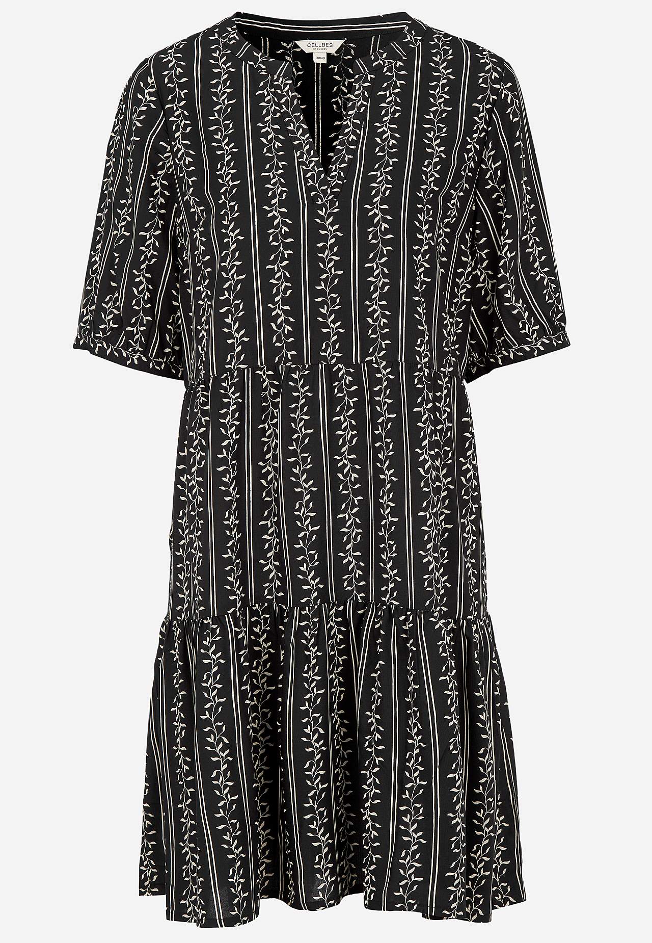 Kleid mit Volant