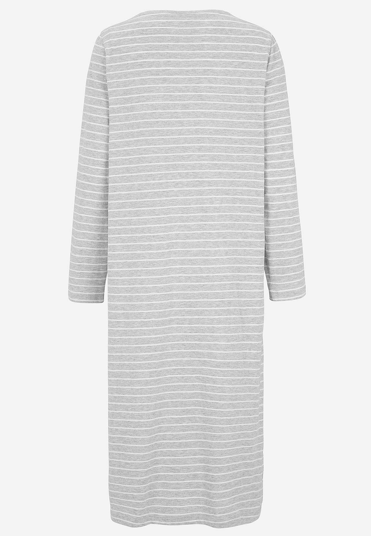 Langärmliges Nachtkleid