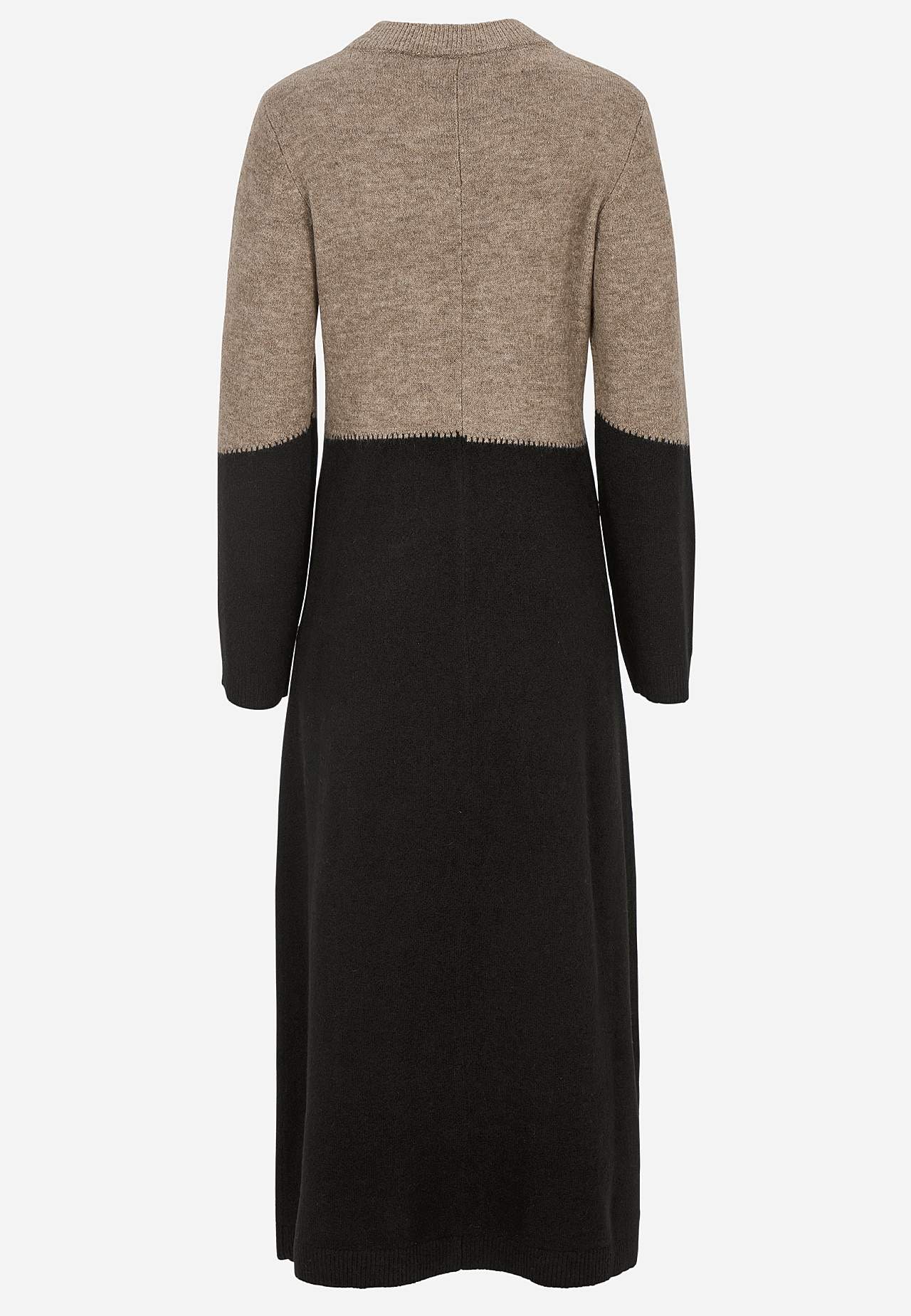 Langes Strickkleid